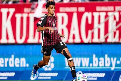 Bayern Münih Nathaniel Brown'u dev bonservisle transfer ediyor