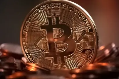 Bitcoin son iki haftanın dip seviyesinde: Teknoloji hisselerindeki satış kripto piyasasını vurdu