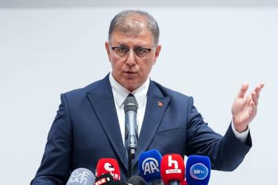 Cemil Tugay CHP'den istifa etti!