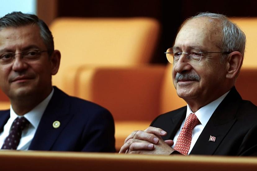 CHP'de toplantı krizi: Özgür Özel Meclis'te, Kılıçdaroğlu genel merkezde konuşacak