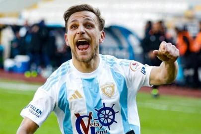 Erzurumspor iki isimle yola devam kararı aldı
