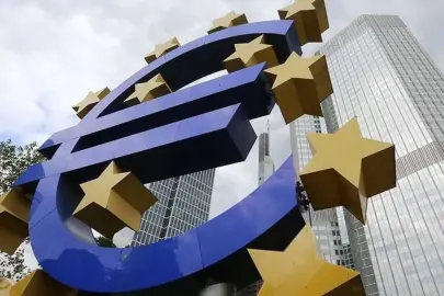 Euro Bölgesi PMI verileri: Özel sektör zayıf kalsa da daralma beklenenden sınırlı