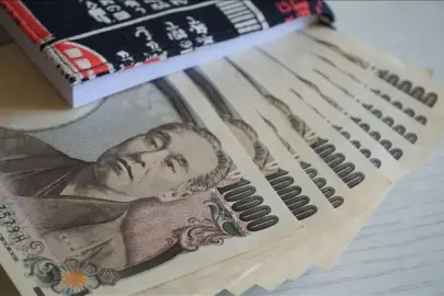 Japon yeni son 40 yılın en zayıf seviyelerinde