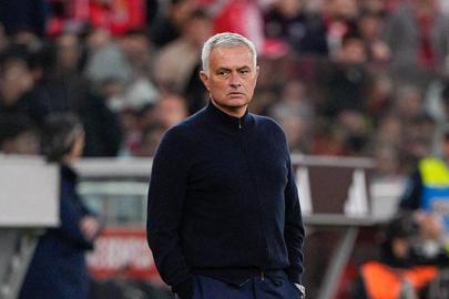 Jose Mourinho, Benfica'ya veda etti