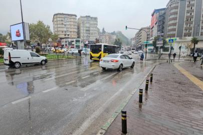 Meteoroloji'den çok sayıda il için sağanak yağış uyarısı