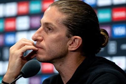 Monaco, Filipe Luis için maç başına 25 bin Euro ceza ödeyecek
