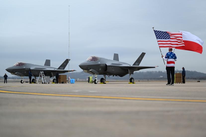 NATO'nun doğu kanadında bir ilk: F-35 savaş uçakları Polonya'da hizmete alındı