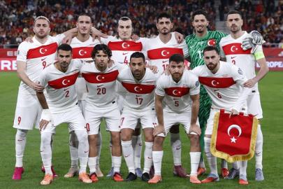 Paraguay karşısında tek çare galibiyet! Türkiye bir üst tura nasıl çıkar?