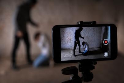 Polonya'dan internet yayınlarına sert düzenleme: Suç yayınlayanlara 5 yıl hapis