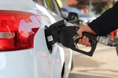 Rusya’nın iki bölgesinde akaryakıt satışına kısıtlama