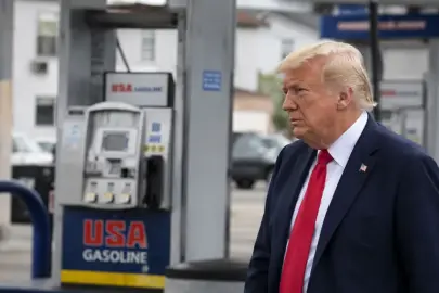 Savaşın bedeli hane başı 1.000 dolar! Trump akaryakıt şirketlerini açık açık tehdit etti