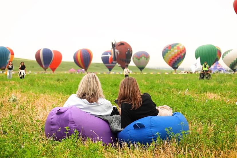 Sıcak hava balonları Kazakistan semalarını renklendirdi: festival geri döndü