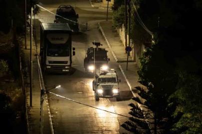 Siyonist rejim Batı Şeria’da baskınlarını artırdı: 13 Filistinli esir alındı
