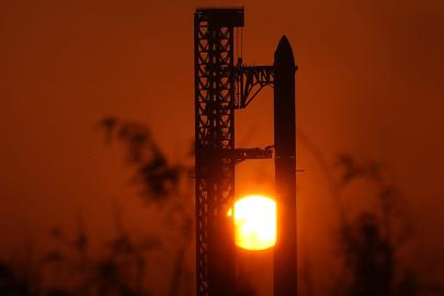 SpaceX, tahvil piyasasına ilk kez girerken üç günde piyasa değerinden 600 milyar dolar sildi