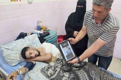 Yahudi çetelerin saldırısını takip eden Filistinli gazeteci yaralandı
