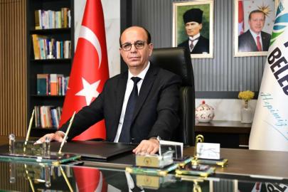 Yeşilyurt Belediye Başkanı Geçit: Babalarımız fedakârlığın temsilcisidir