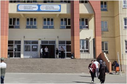 YKS'de AYT oturumu başladı