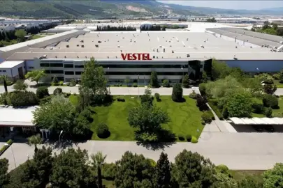 Zorlu’dan yeniden yapılandırma