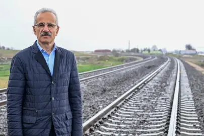 Bakan Uraloğlu duyurdu: Hızlı trene bir adım daha! Osmaneli–Bursa hattında test süreci başlıyor