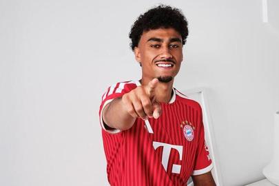Bayern Münih Nathaniel Brown'u transfer etti
