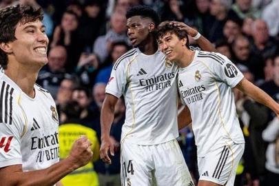 CANLI | Fenerbahçe, Real Madrid'in yıldızını istiyor! Görüşmeler başladı...