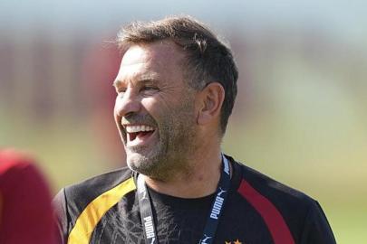 CANLI | Galatasaray teknik direktörü Okan Buruk konuşuyor! Transfer, yeni sezon planlaması..