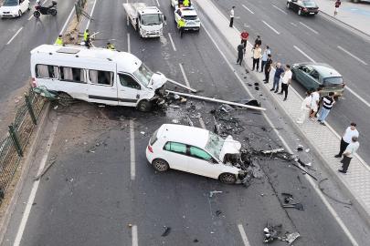 Diyarbakır'da zincirleme kaza: 2 ağır yaralı