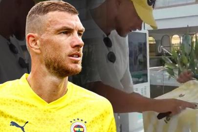Edin Dzeko, Fenerbahçe'nin yeni formasına hayran kaldı! Uzun uzun baktı, taraftalar yorum yağdırdı