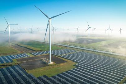 Elektrik üretiminde yenilenebilir enerjinin payı hız kesmeden artıyor