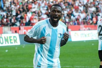 Erzurumspor FK'da üç isimle yollar ayrıldı