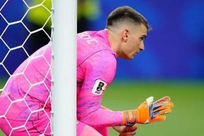 Fenerbahçe'den Livakovic için transfer açıklaması