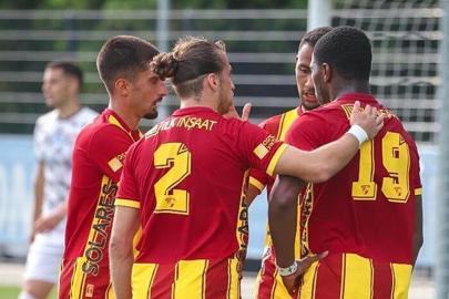 Göztepe, Slovenya'da kayıpsız devam ediyor