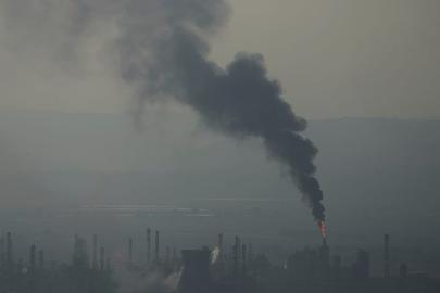 IEA: Küresel petrol talebi Covid-19'dan bu yana ilk kez yıllık düşüş yaşayacak