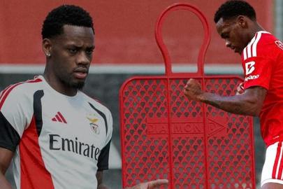 Jhon Duran, Benfica'da şovla başladı! 2 dakikada 1 gol 1 asist...