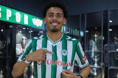 Konyaspor'da 3 yıllık imza