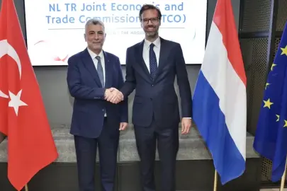 Masada Gümrük Birliği ve vize konusu var! Bakan Bolat, Hollandalı mevkidaşıyla görüştü