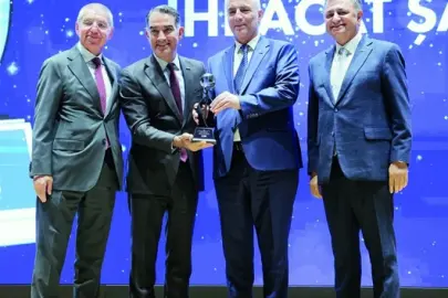 Otomotivde ihracatın şampiyonlarına ödül