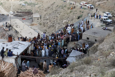 Pakistan'da kömür madeninin çökmesi sonucu 11 madenci hayatını kaybetti