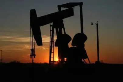 Petrol fiyatı 85 dolarla bir ayın zirvesinde