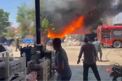 Şanlıurfa'da hal pazarında yangın