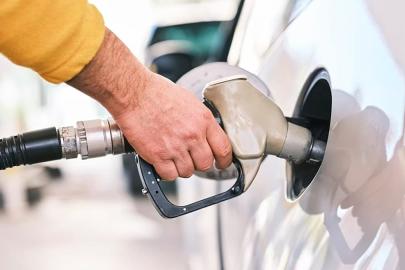 Akaryakıta büyük zam geliyor: Motorin bu gece rekor kırabilir