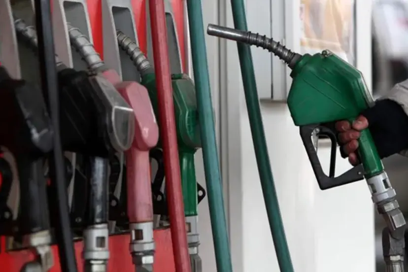 Akaryakıta Eşel mobil kalkanı! Bakan Şimşek: Mazota küresel şok vatandaşa yansımıyor