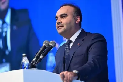 Bakan Kacır: AR-GE teşviklerimizle teknoloji girişimlerimizin yanında olacağız