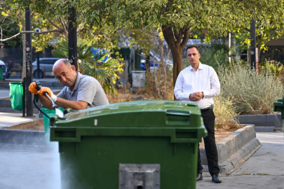 Başkan Eşki’den, Bornova’nın kalbinde sabah temizliği