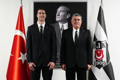 Beşiktaş’ın 204. yabancısı Dusan Vlahovic