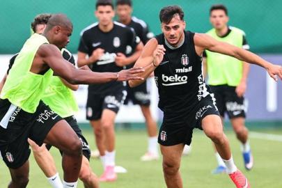 Beşiktaş'ta Mustafa Hekimoğlu Süper Lig ekibine kiralanıyor