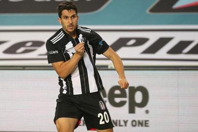 Beşiktaş'tan Necip Uysal'a veda!