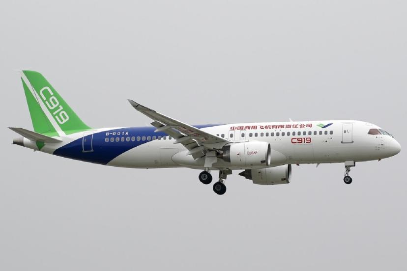 Çin'in yerli yolcu uçağı C919 ilk uluslararası ticari uçuşunu gerçekleştirecek