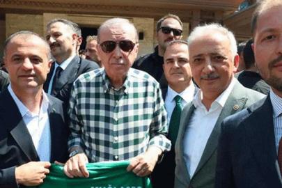 Cumhurbaşkanı Erdoğan'a Muğlaspor forması