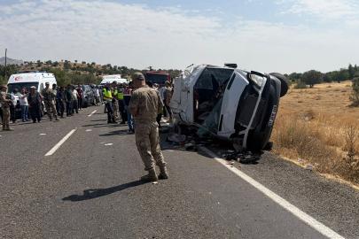 Diyarbakır-Bingöl yolunda feci kaza: 3 ölü 12 yaralı